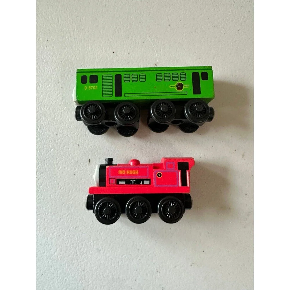 30+ Various Vintage Thomas Wooden Toys Vehicles Bridges Train Tracks Mixed Lot